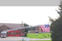 Ladder Truck USA Flag (photo by DH)